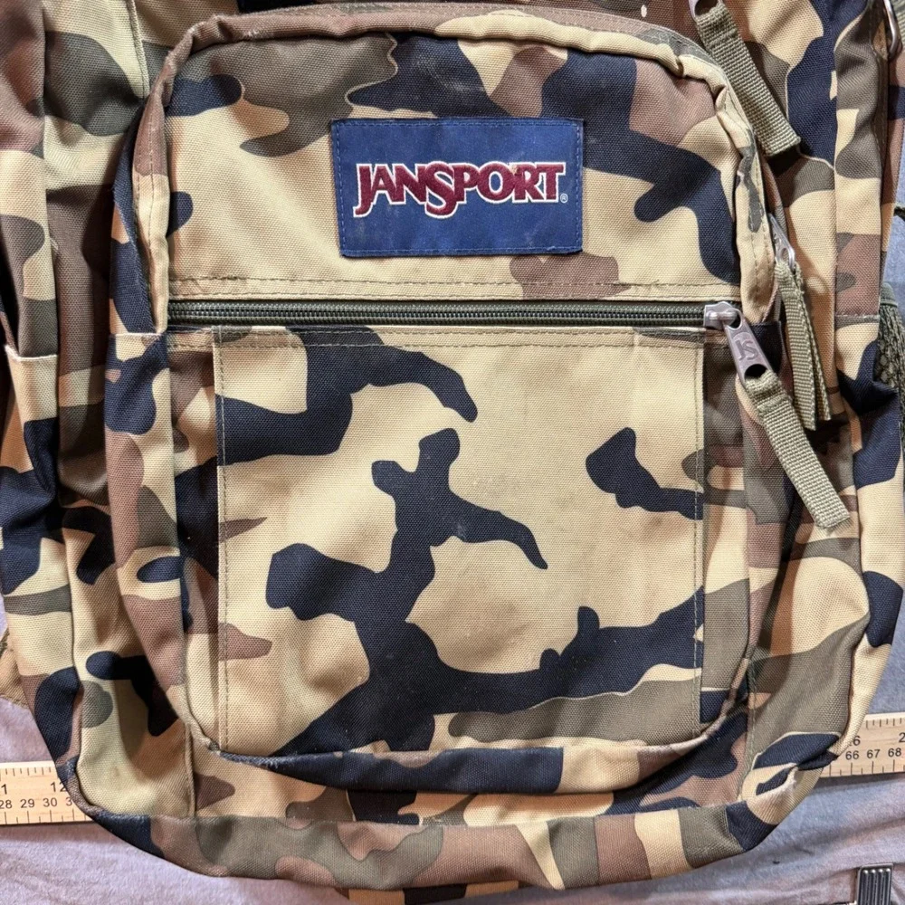 Jansport Backpack Unisex Large Camo Green Good Woodland Camouflage 2331